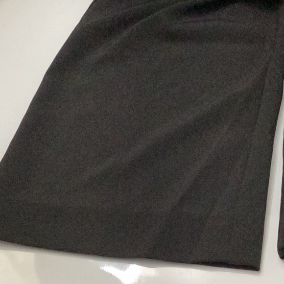 HALSTON
OKI JUMPSUIT IN STRETCH CREPE
$575.00 - Picture 9 of 15